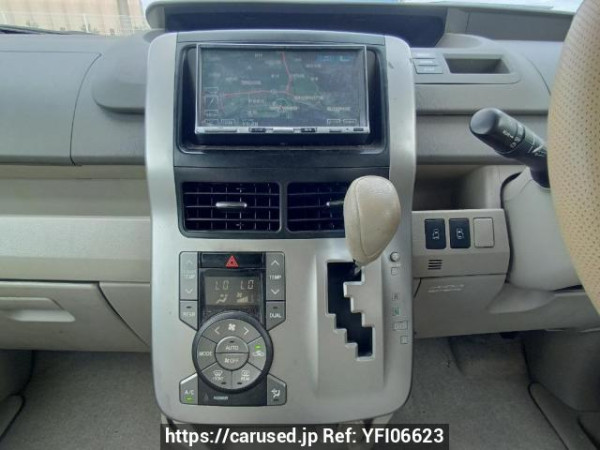 Used 2009 AT toyota noah ZRR70G Image[23]