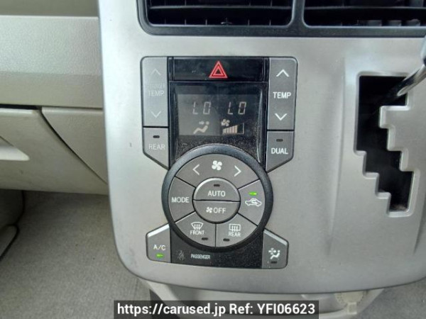 Used 2009 AT toyota noah ZRR70G Image[25]