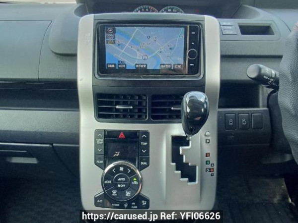 Used 2013 AT toyota noah ZRR70G Image[23]