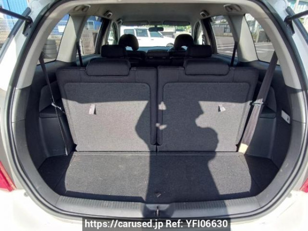 Used 2004 AT toyota wish ZNE14G Image[8]