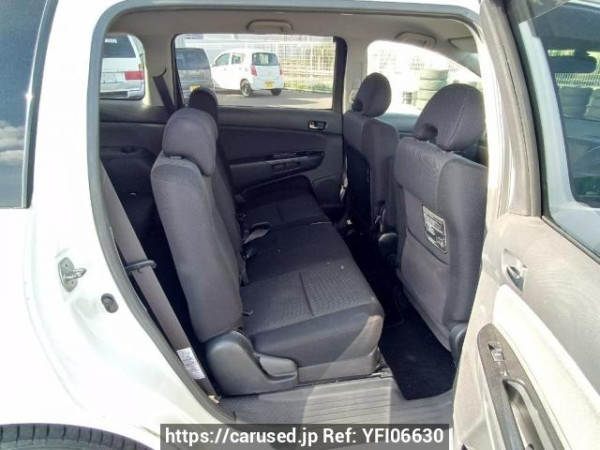 Used 2004 AT toyota wish ZNE14G Image[14]