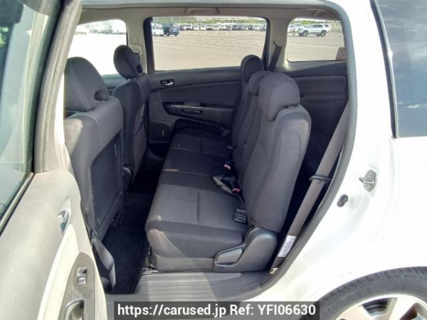 Used 2004 AT toyota wish ZNE14G Image[15]