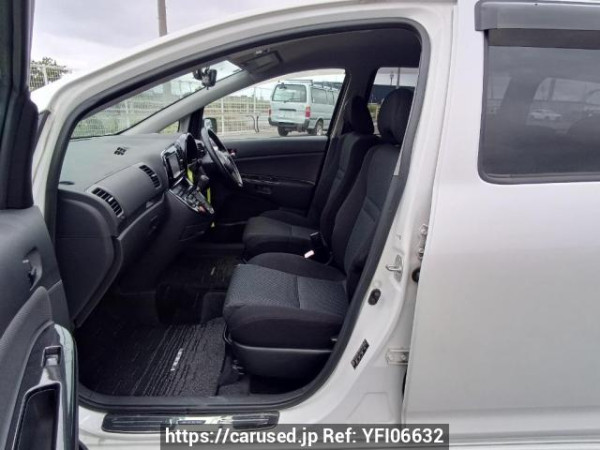 Used 2005 AT toyota wish ZNE10G Image[12]