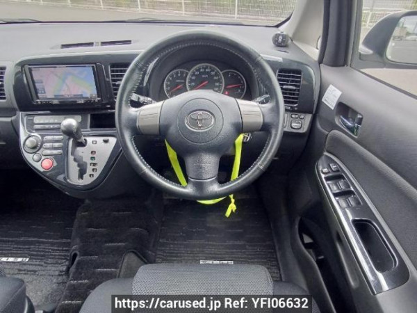 Used 2005 AT toyota wish ZNE10G Image[19]