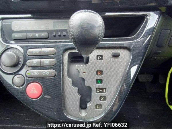 Used 2005 AT toyota wish ZNE10G Image[22]