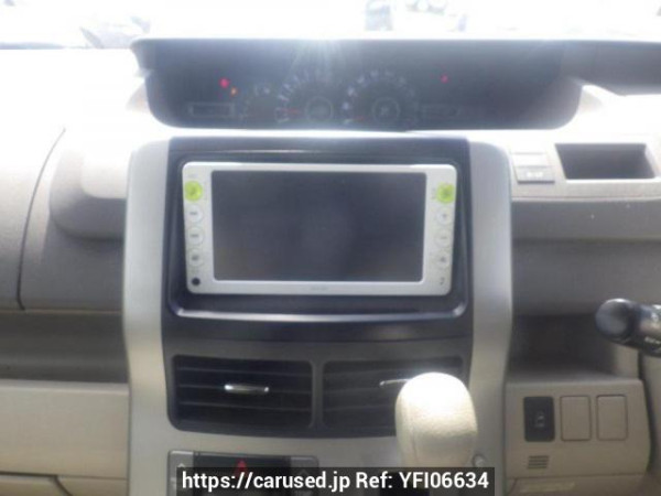 Used 2007 AT toyota noah ZRR70G Image[19]