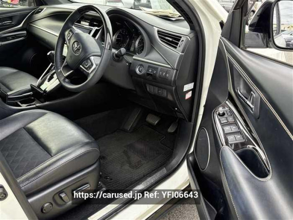 Used 2019 CVT toyota harrier ZSU60 Image[16]
