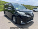 Toyota Noah ZRR85W