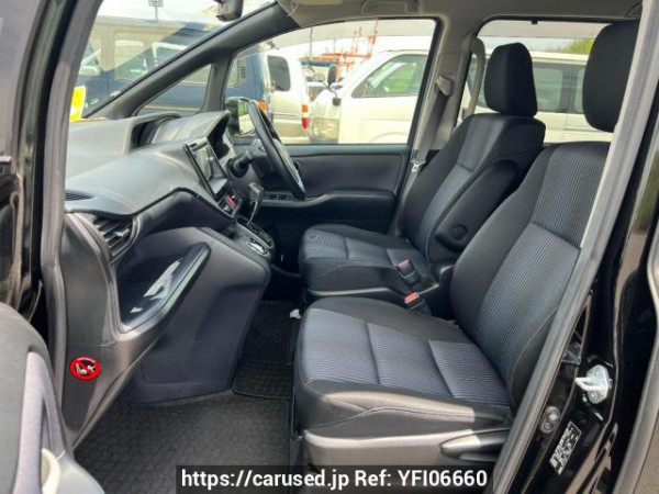 Used 2014 AT toyota noah ZRR85W Image[12]