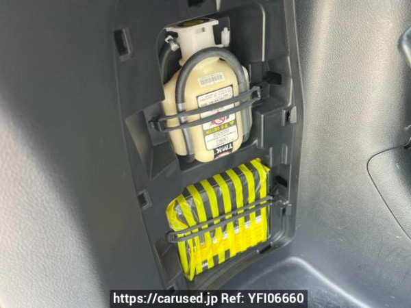 Used 2014 AT toyota noah ZRR85W Image[30]