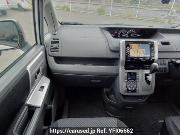 Used 2008 AT toyota noah ZRR75W Image[18]