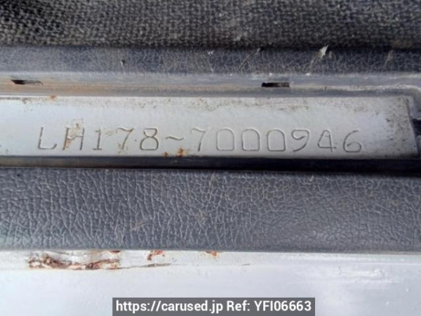 Used 2001 MT toyota hiace-van LH178V Image[11]