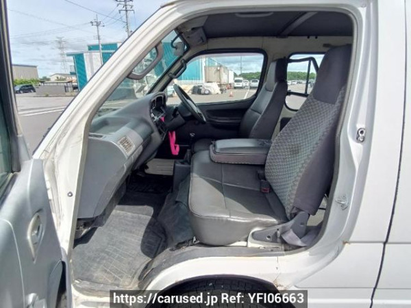 Used 2001 MT toyota hiace-van LH178V Image[13]