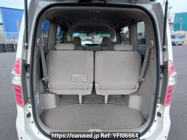 Used 2009 AT toyota noah ZRR75G Image[8]