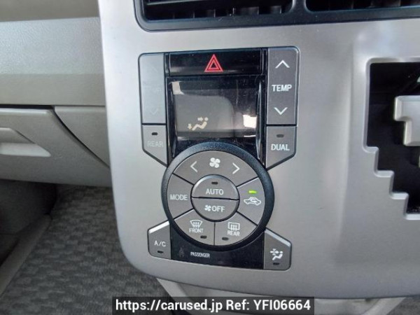 Used 2009 AT toyota noah ZRR75G Image[21]