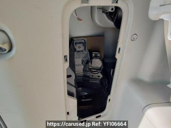 Used 2009 AT toyota noah ZRR75G Image[41]