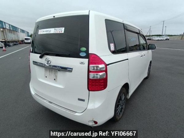 Used 2012 AT toyota noah ZRR70G Image[6]