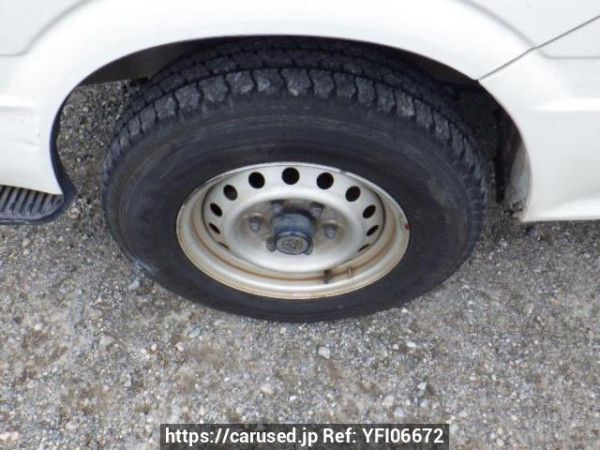 Used 2001 AT toyota regiusace-van RZH102V Image[18]
