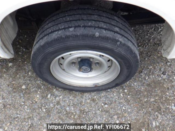 Used 2001 AT toyota regiusace-van RZH102V Image[21]