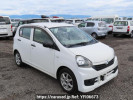 Daihatsu Mira e:S LA300S