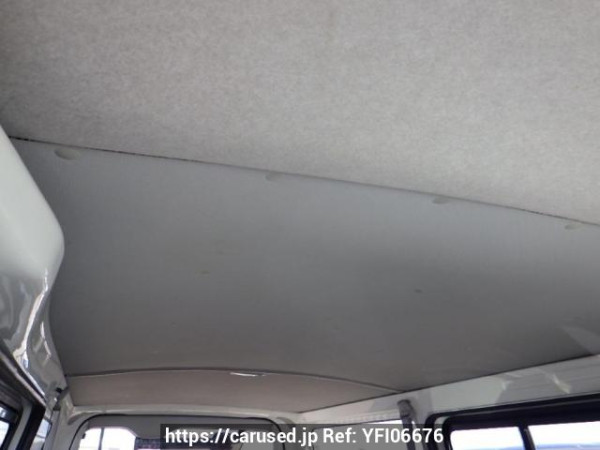 Used 2009 MT toyota hiace-van TRH200V Image[13]