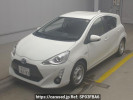 Toyota Aqua NHP10