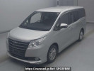 Toyota Noah ZRR80G