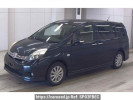 Toyota Isis ZGM10W