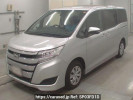 Toyota Noah ZRR80G