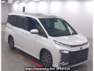 Toyota Voxy ZWR90W