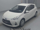 Toyota Aqua NHP10