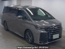 Toyota Vellfire TAHA40W