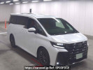 Toyota Vellfire TAHA40W