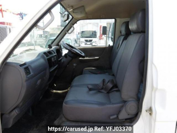 Used 2004 MT mazda bongo-van SK82V Image[9]