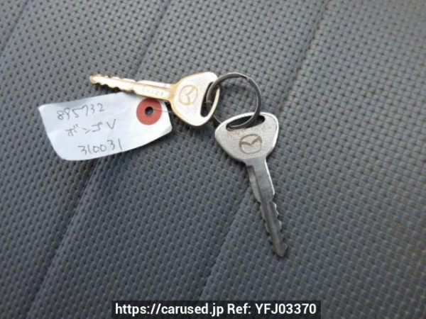 Used 2004 MT mazda bongo-van SK82V Image[17]