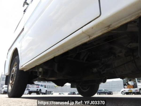 Used 2004 MT mazda bongo-van SK82V Image[24]