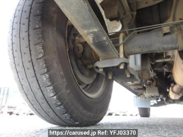 Used 2004 MT mazda bongo-van SK82V Image[28]