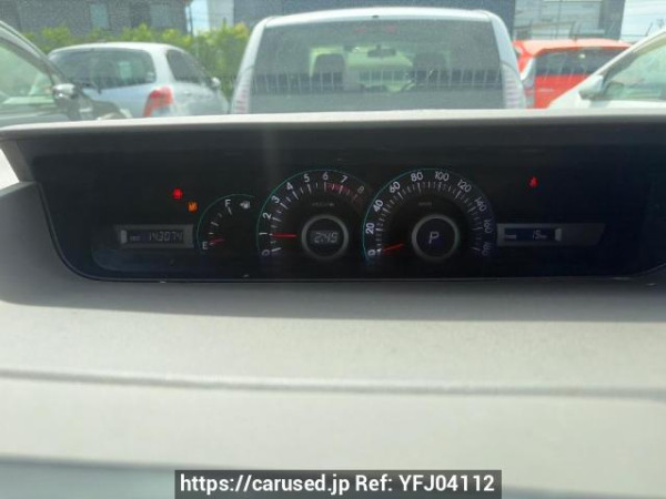 Used 2009 AT toyota noah ZRR75G Image[14]