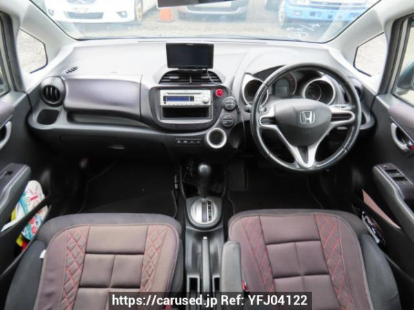 Used 2007 AT honda fit GE8 Image[18]