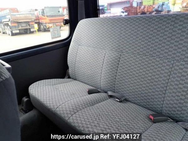 Used 2000 AT toyota hiace-wagon RZH111G Image[20]