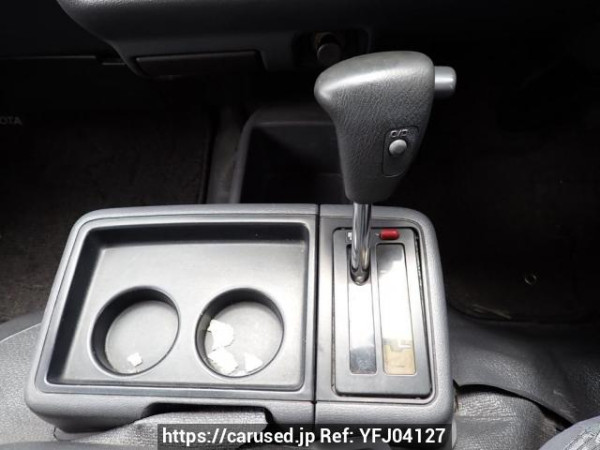 Used 2000 AT toyota hiace-wagon RZH111G Image[30]