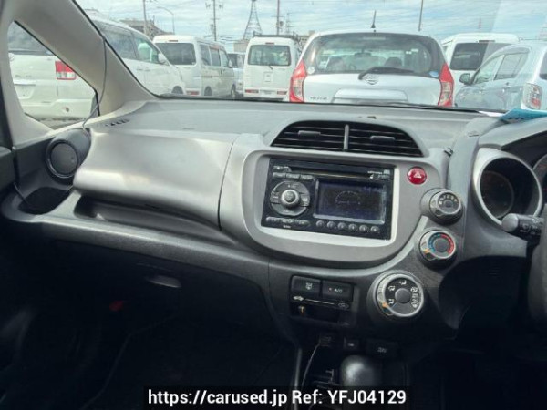 Used 2010 AT honda fit GE6 Image[11]