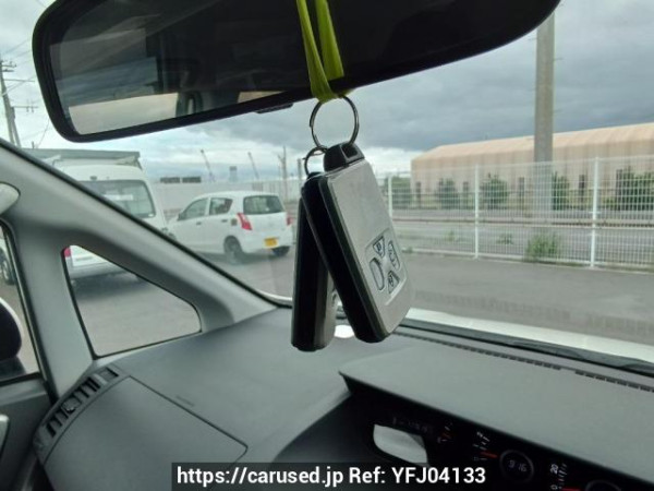 Used 2008 AT toyota noah ZRR70W Image[28]