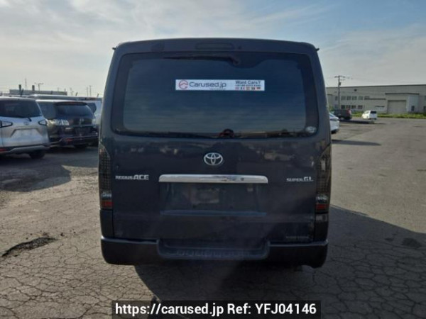 Used 2005 AT toyota regiusace-van KDH205V Image[5]