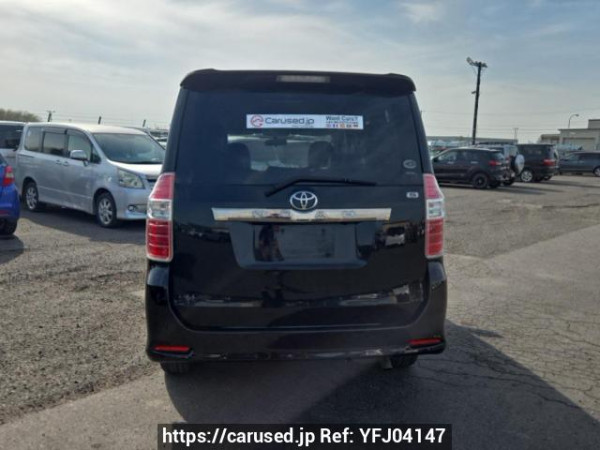 Used 2009 AT toyota noah ZRR75W Image[5]