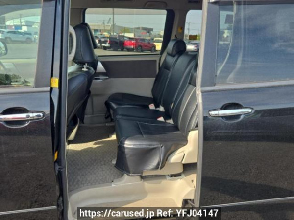 Used 2009 AT toyota noah ZRR75W Image[15]