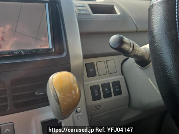 Used 2009 AT toyota noah ZRR75W Image[27]