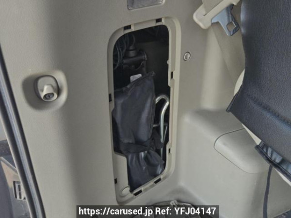 Used 2009 AT toyota noah ZRR75W Image[41]