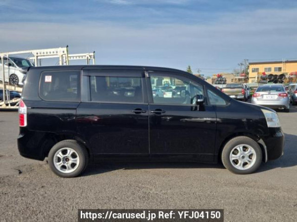 Used 2007 AT toyota noah ZRR75G Image[7]