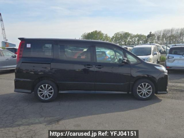 Used 2014 AT toyota noah ZRR85W Image[7]